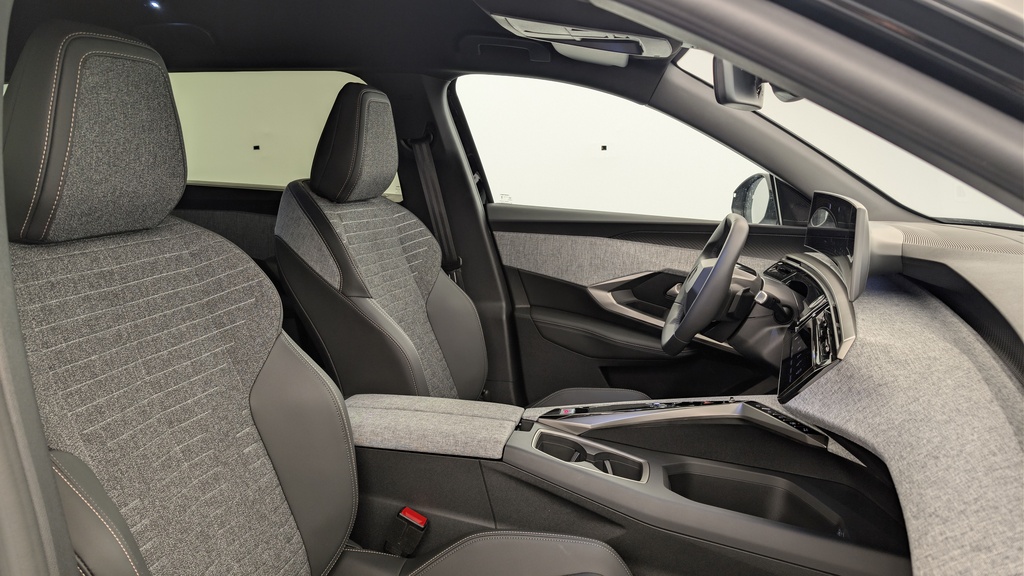 Peugeot 5008 HYBRID 145 CH E-DCS6 ALLURE
