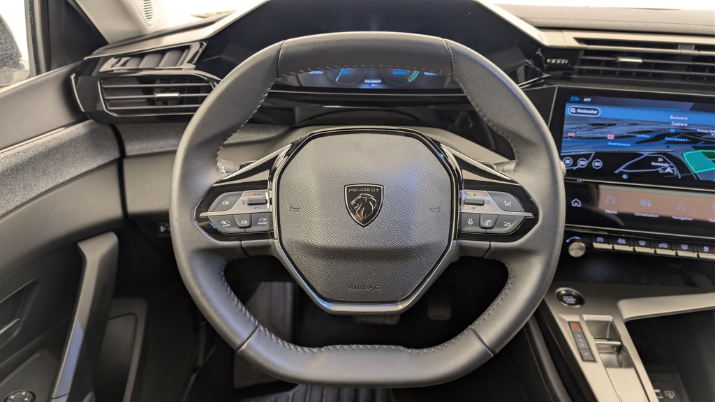 Peugeot 408 Hybrid 145 e-DCS6 Allure