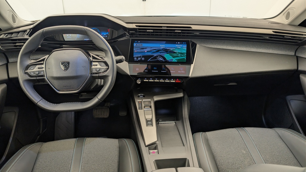 Peugeot 408 Hybrid 145 e-DCS6 Allure