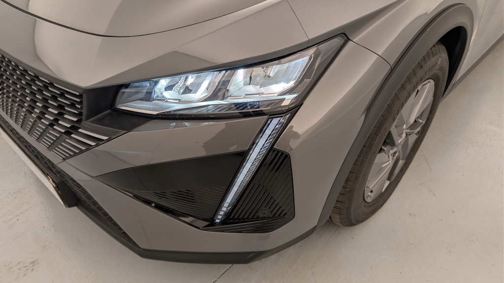 Peugeot 408 Hybrid 145 e-DCS6 Allure