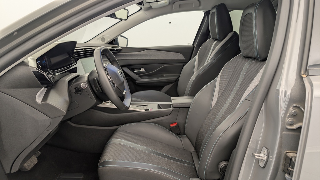 Peugeot 408 Hybrid 145 e-DCS6 Allure
