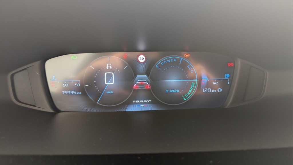 Peugeot 408 Hybrid 145 e-DCS6 Allure