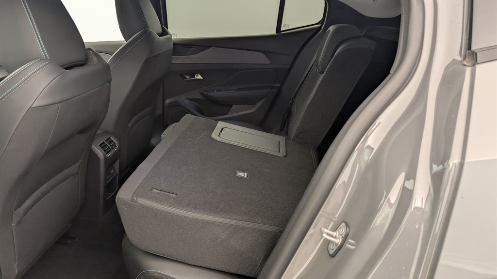 Peugeot 408 Hybrid 145 e-DCS6 Allure