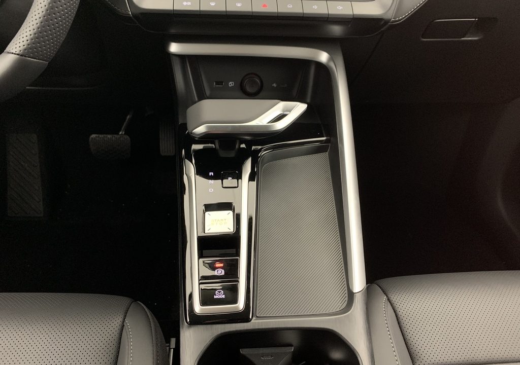Mg ZS 1.5 L Hybrid+ 197 ch Luxury
