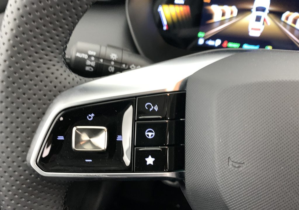 Mg ZS 1.5 L Hybrid+ 197 ch Luxury