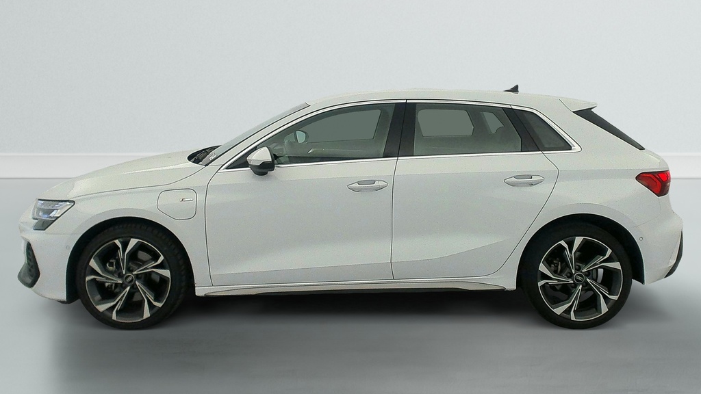 Audi A3 SPORTBACK TFSI e Hybride rechargeable 204 S tronic 6 S line