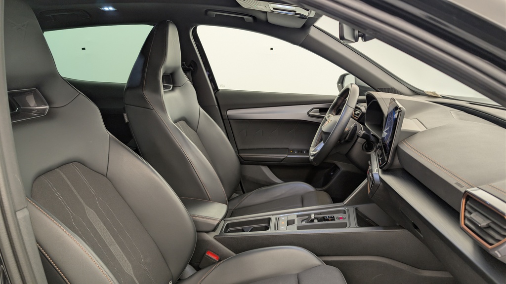 Cupra Formentor 1.4 e-HYBRID 204 ch DSG6 Business Edition