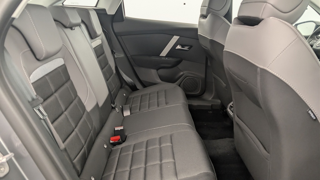 Citroen C4 Hybride 145 ch e-DCS6 Plus