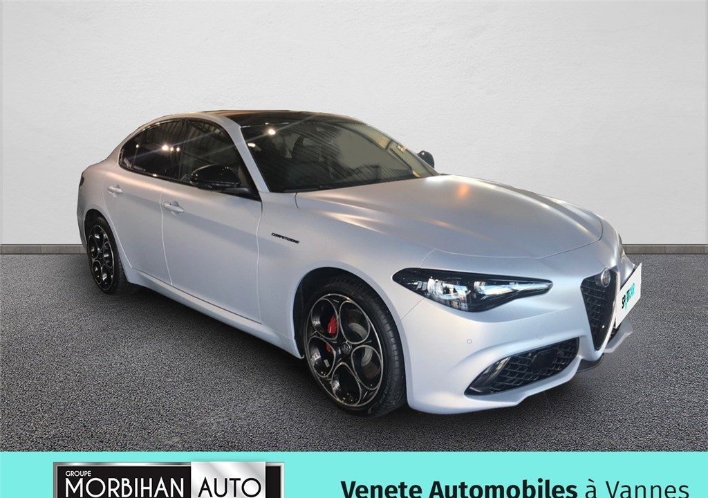 ALFA ROMEO Giulia MY23 2.2 Diesel 210ch AT8 Q4 COMP 2.2 210 CH AT8 Q4