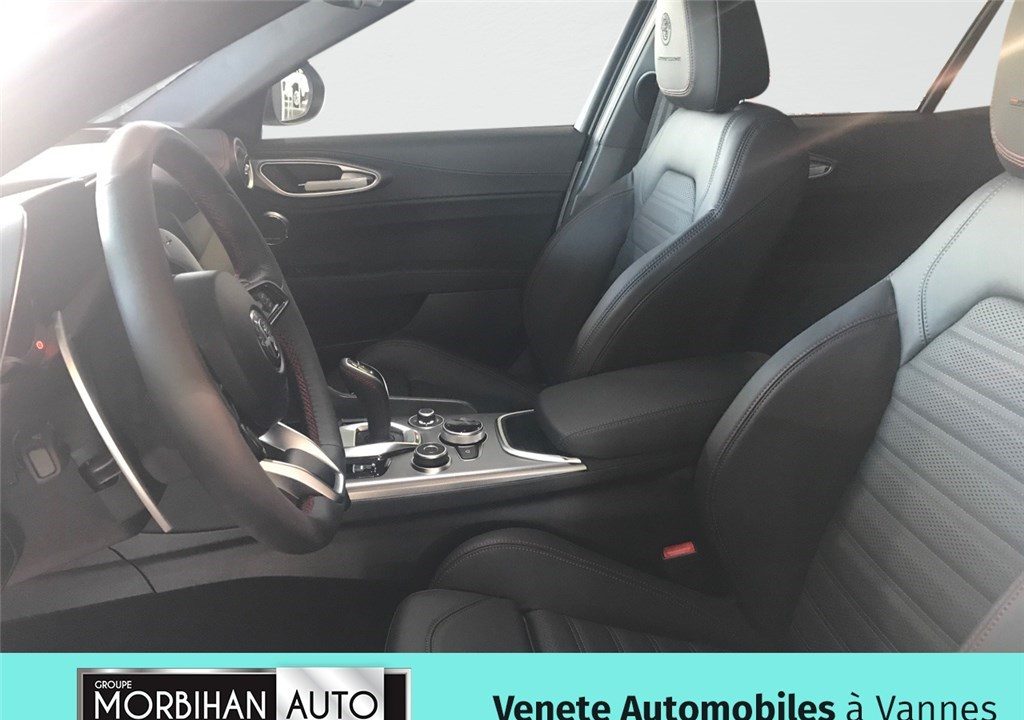 ALFA ROMEO Giulia MY23 2.2 Diesel 210ch AT8 Q4 COMP 2.2 210 CH AT8 Q4